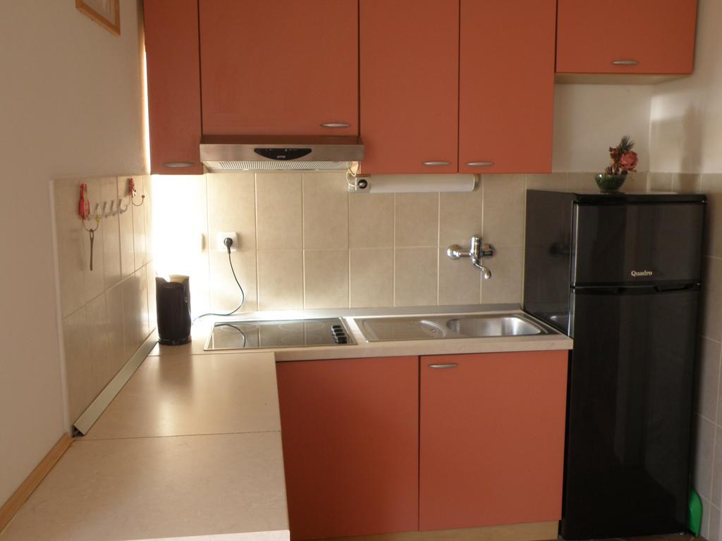 Apartment Amalija Primošten Exterior foto